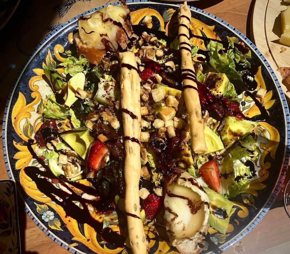 Ensalada verde gourmet con verduras frescas – Salade verte gourmande aux légumes frais – Gourmet green salad with fresh vegetables